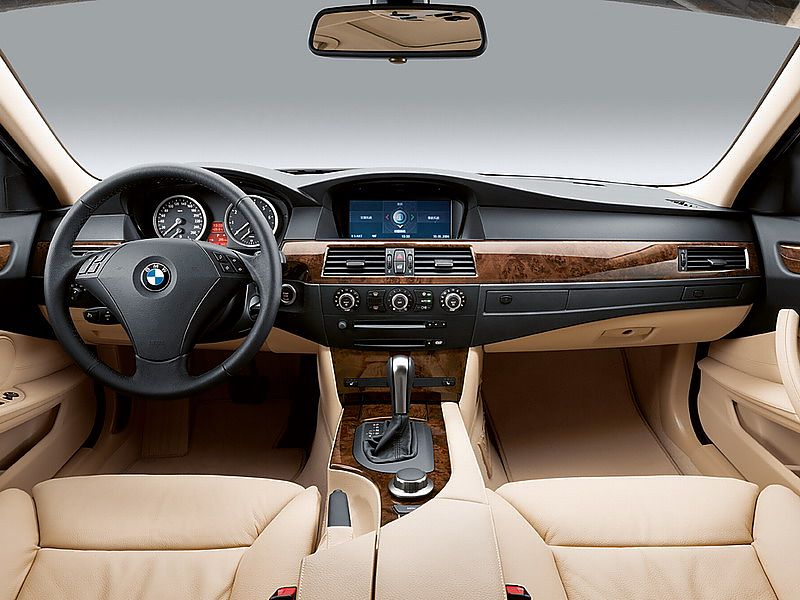 宝马5系Li内饰