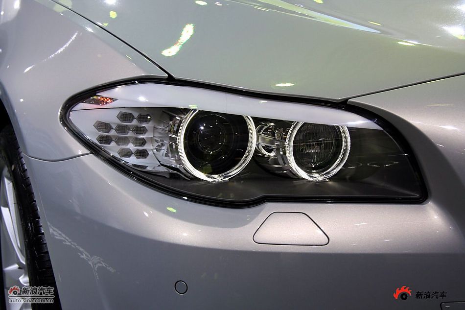 宝马535Li车头及头灯