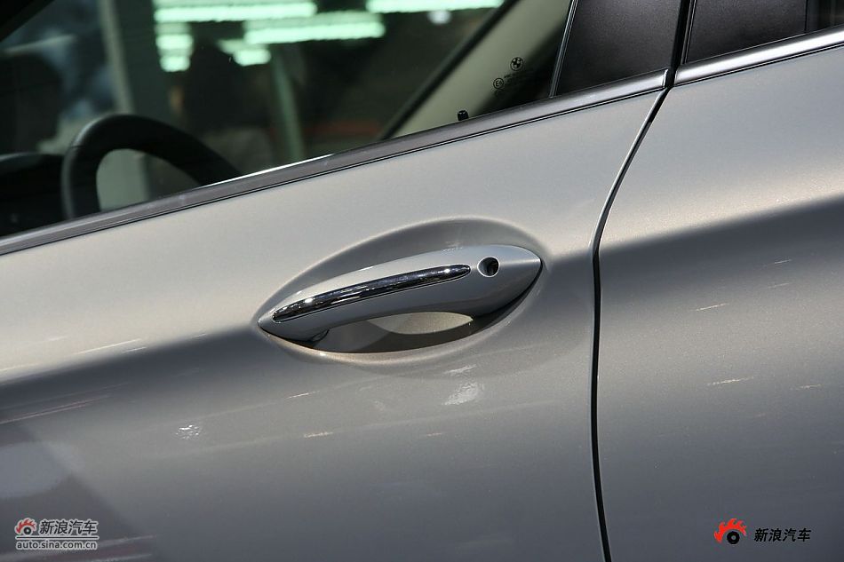 宝马535Li车门把手