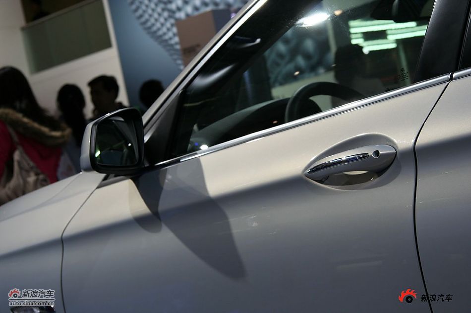 宝马535Li外后视镜