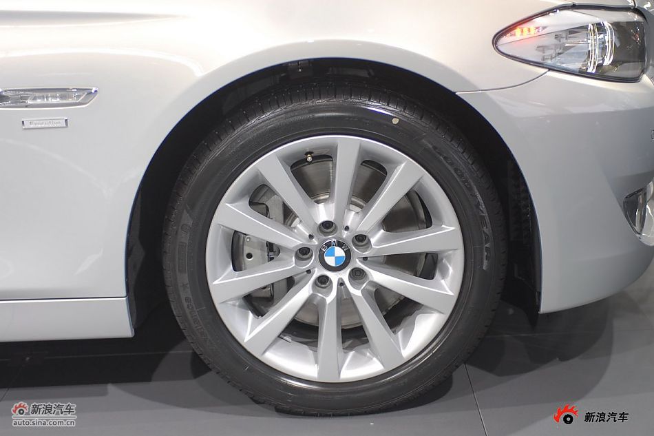 宝马535Li轮毂