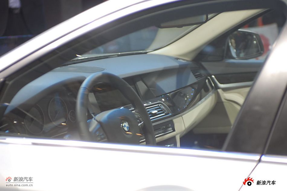 宝马535Li内饰