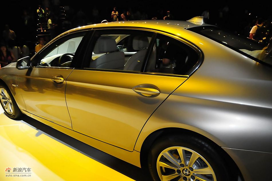 全新宝马523外观