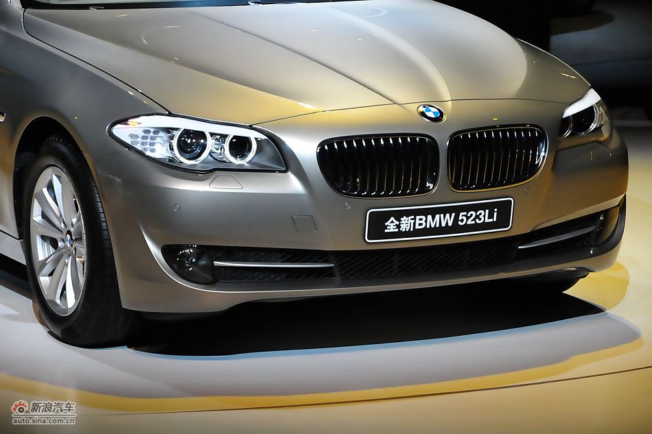 宝马新5系长轴距版