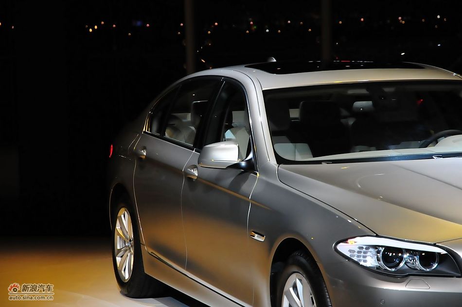 宝马新5系长轴距版