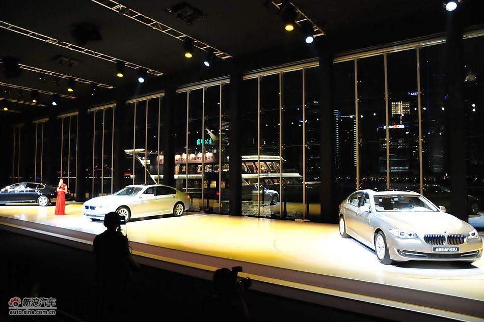 宝马新5系长轴距版