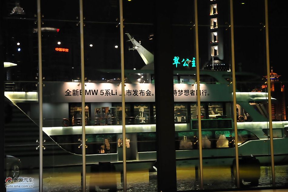 宝马新5系长轴距版