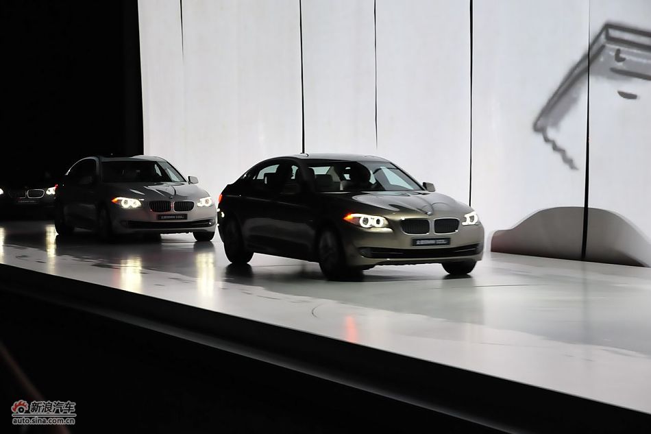 新5系长轴距版亮相