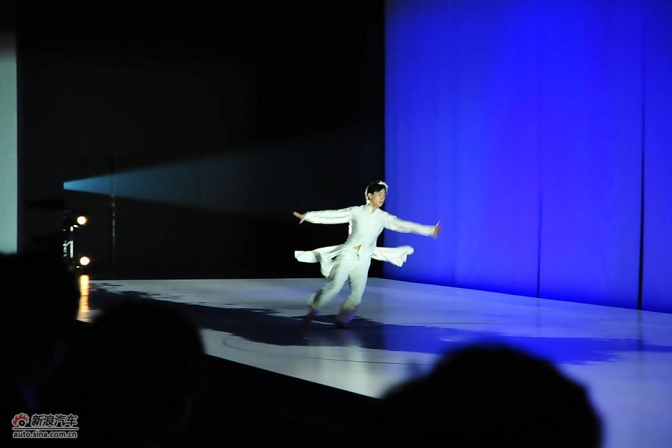 上海歌舞团艺术总监 著名舞蹈家 黄豆豆