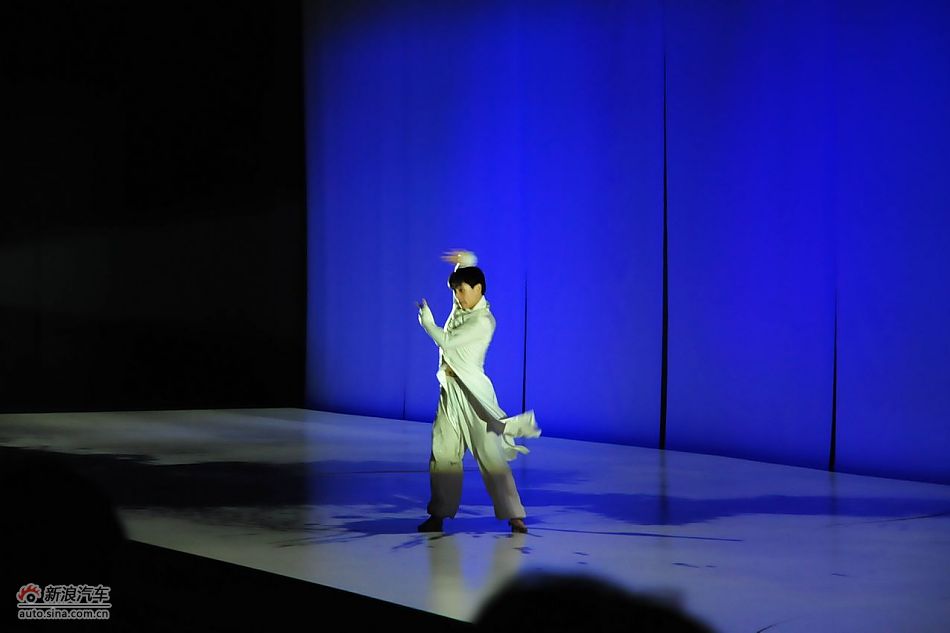 上海歌舞团艺术总监 著名舞蹈家 黄豆豆