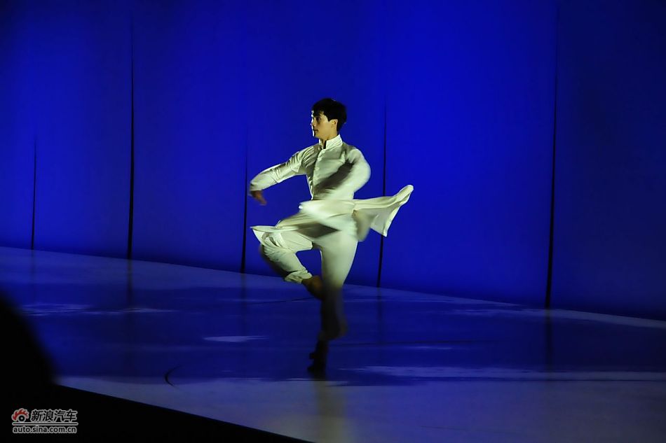 上海歌舞团艺术总监 著名舞蹈家 黄豆豆