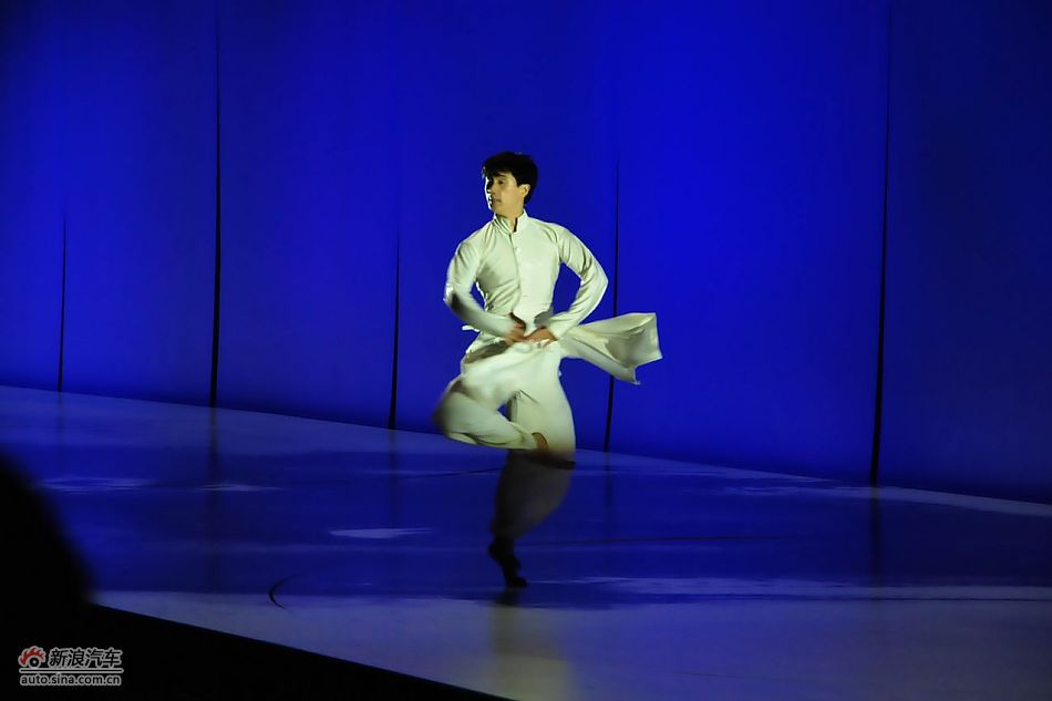 上海歌舞团艺术总监 著名舞蹈家 黄豆豆