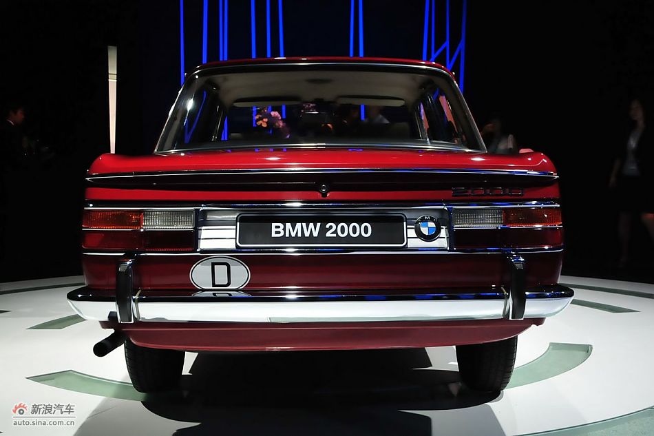 宝马2000