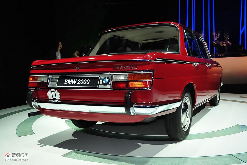宝马2000