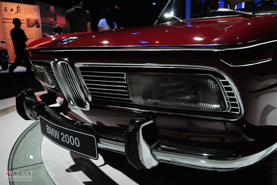宝马2000