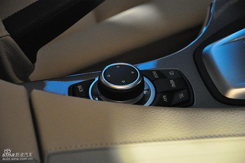 宝马520li领先型上市现场图