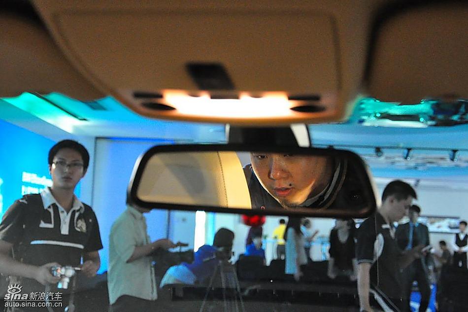 宝马520li领先型上市现场图