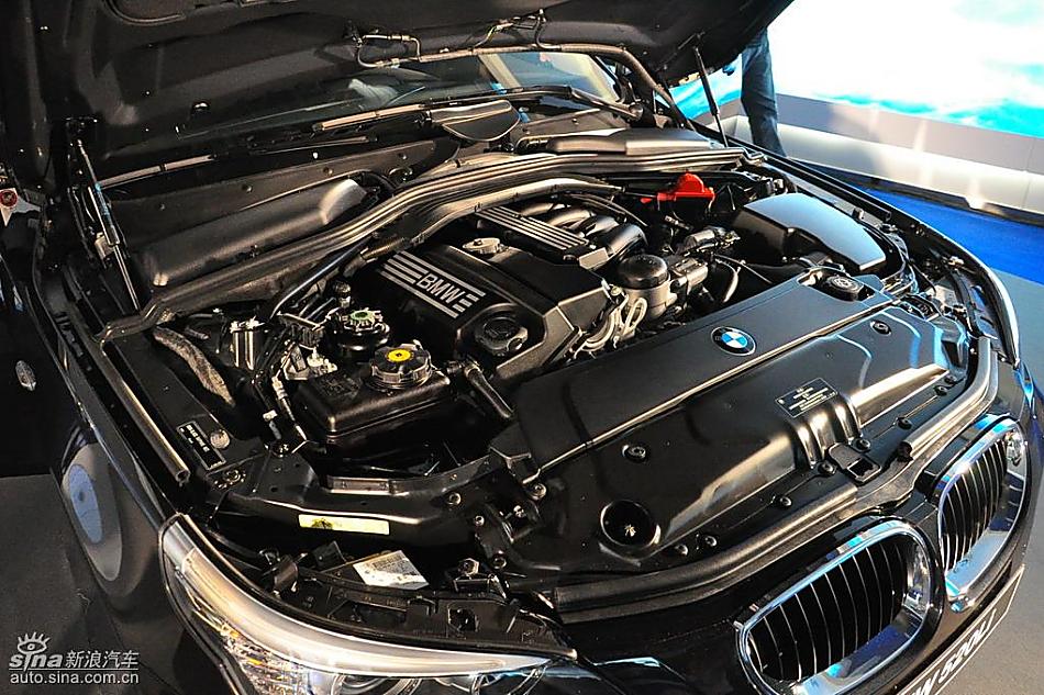 宝马520li领先型上市现场图