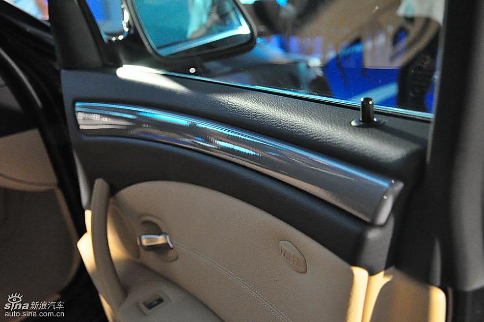 宝马520li领先型上市现场图