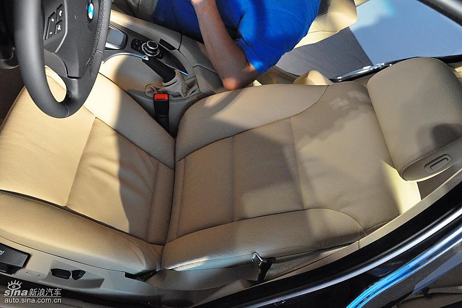 宝马520li领先型上市现场图