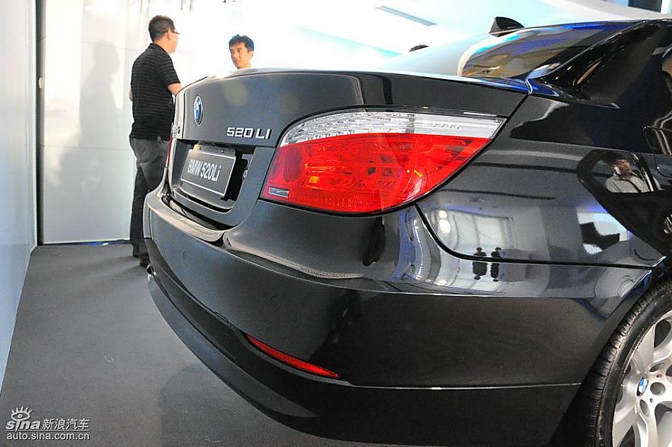 宝马520li领先型上市现场图