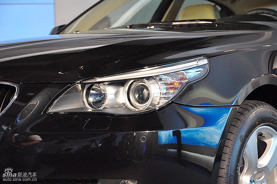 宝马520li领先型上市现场图