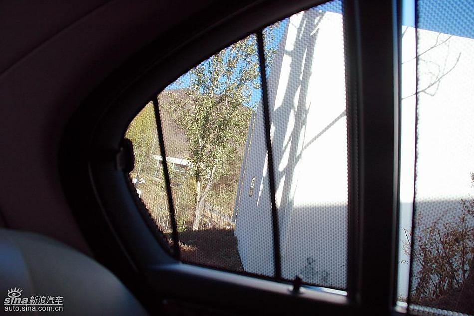 宝马新530Li内饰