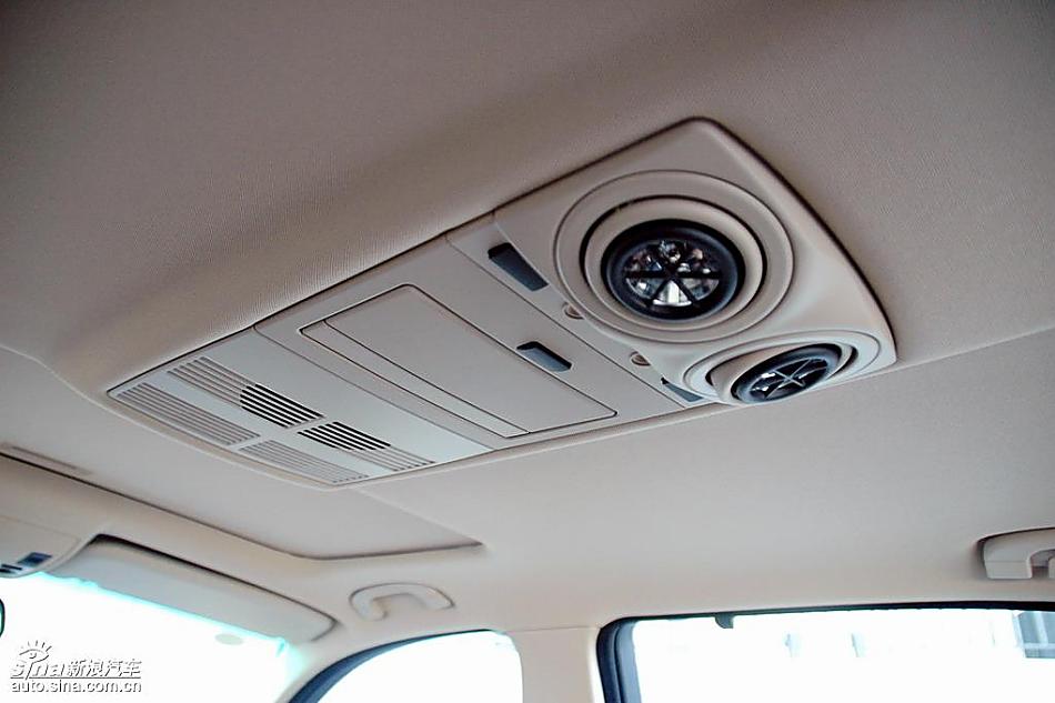 宝马新530Li内饰