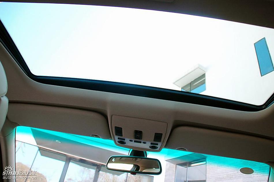 宝马新530Li内饰