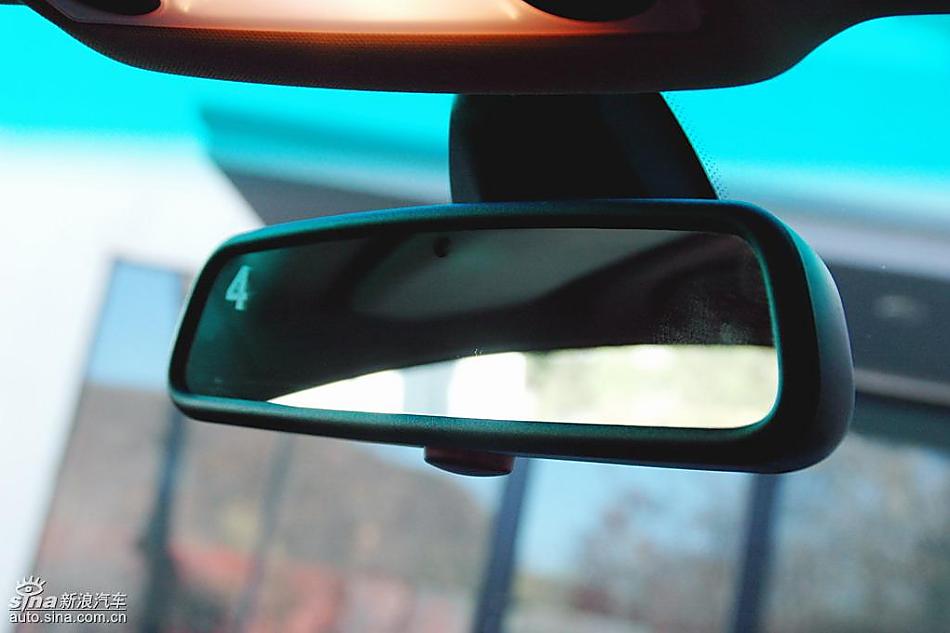 宝马新530Li内饰