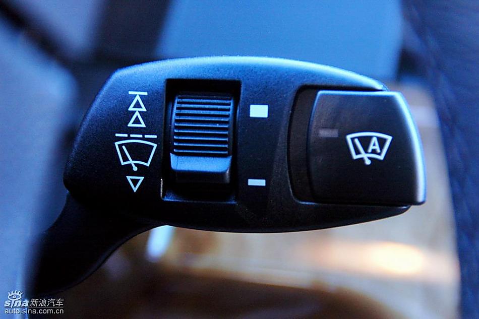 宝马新530Li内饰