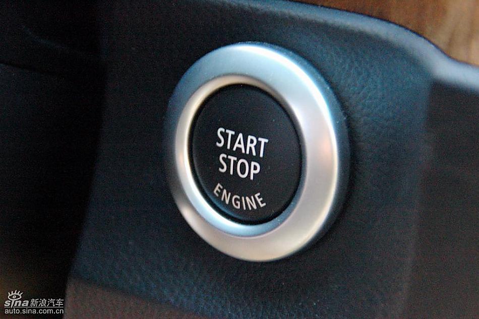 宝马新530Li内饰