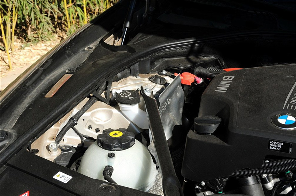 宝马5系 2013款 2.0T AT 520Li 典雅型 