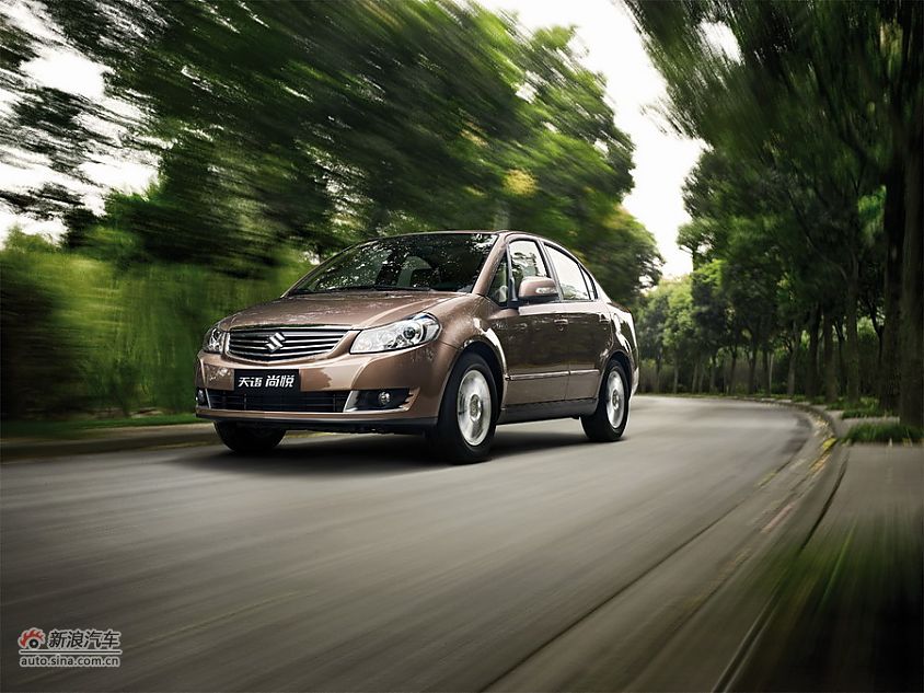 2011款铃木天语SX4尚悦