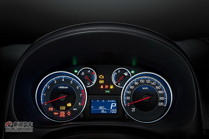 铃木天语尚悦内饰