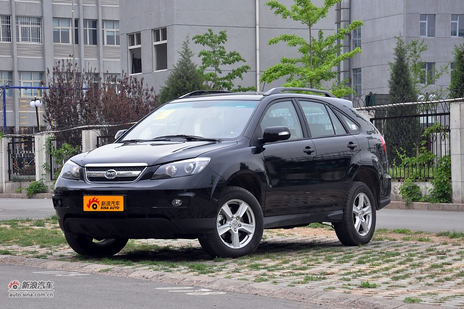 2011款比亚迪S6高清到店实拍