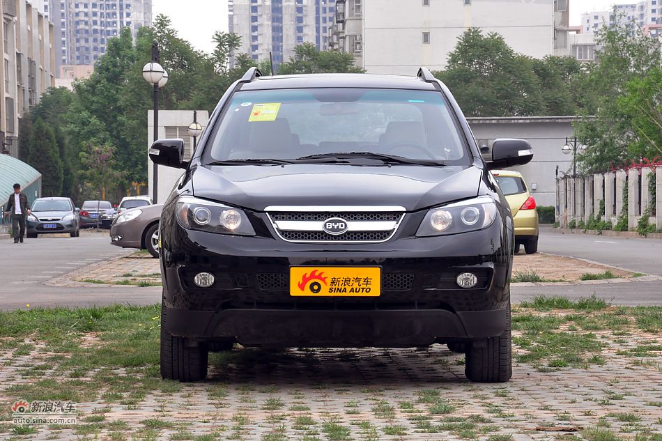 2011款比亚迪S6高清到店实拍