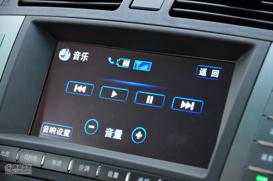 2011款比亚迪S6实拍