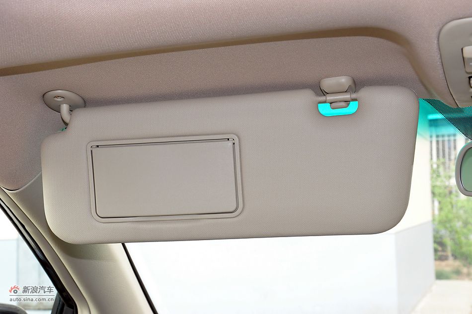 2011款比亚迪S6高清到店实拍