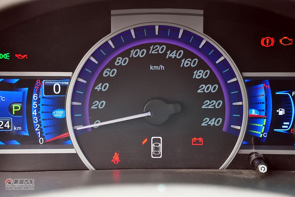 2011款比亚迪S6高清到店实拍