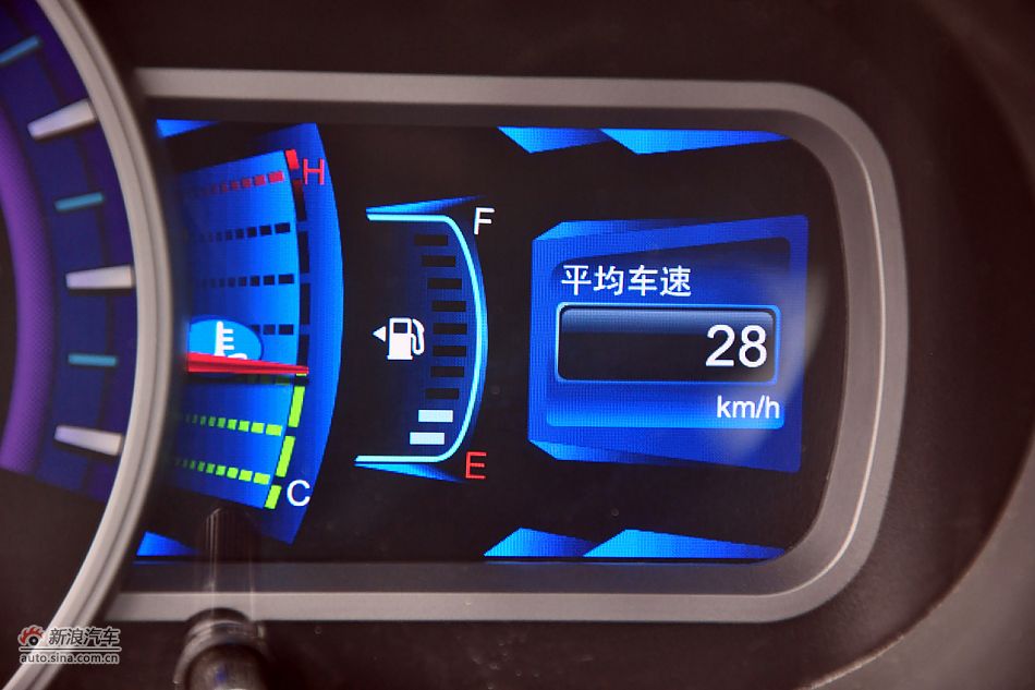 2011款比亚迪S6高清到店实拍