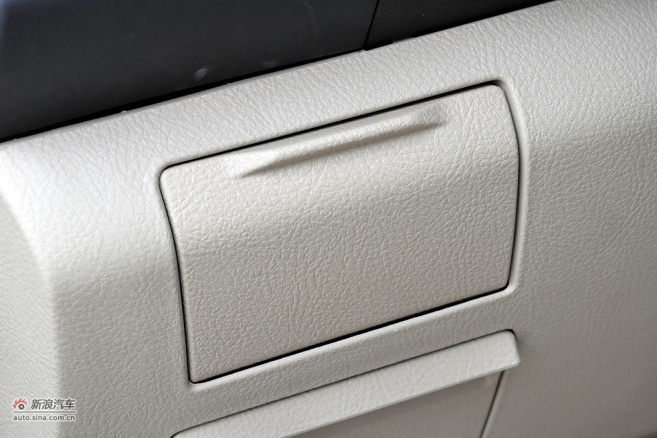 2011款比亚迪S6高清到店实拍