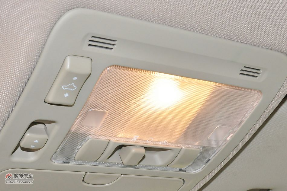 2011款比亚迪S6高清到店实拍