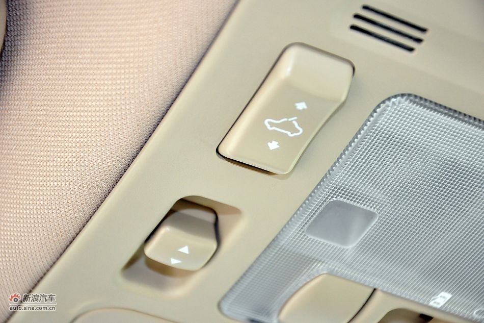 2011款比亚迪S6高清到店实拍