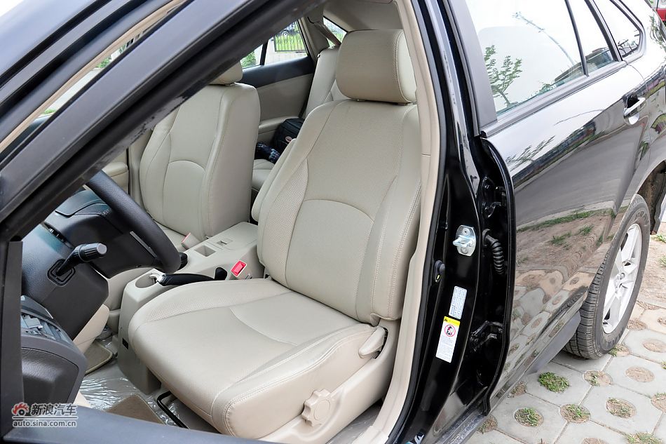 2011款比亚迪S6高清到店实拍