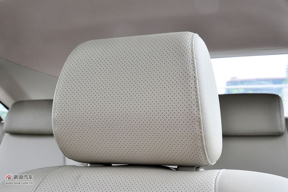 2011款比亚迪S6高清到店实拍