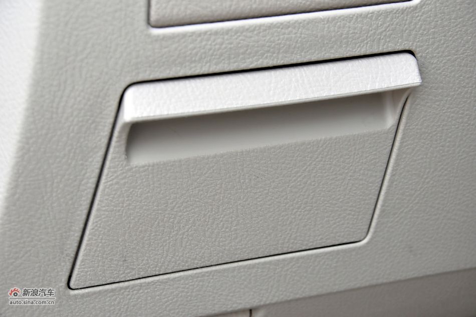 2011款比亚迪S6高清到店实拍