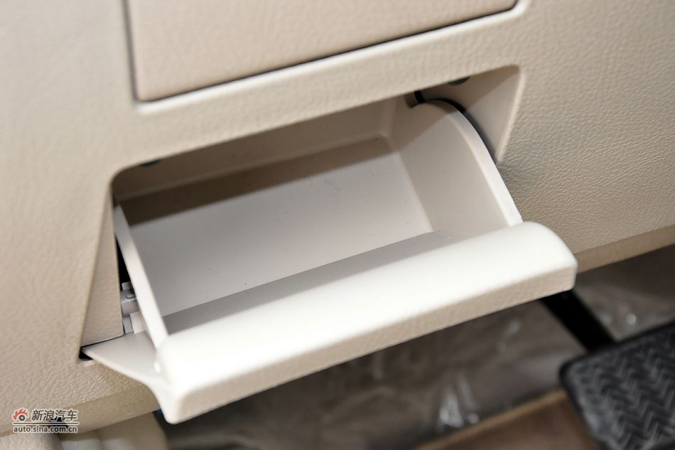 2011款比亚迪S6高清到店实拍