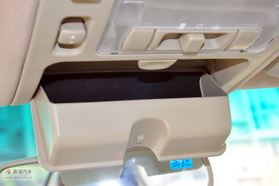 2011款比亚迪S6高清到店实拍