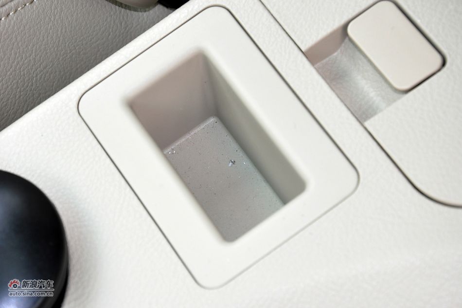 2011款比亚迪S6高清到店实拍